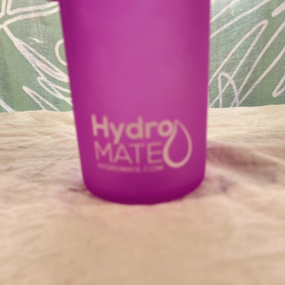 Hydro Mate 32oz glass water bottle - Picture 6 of 6